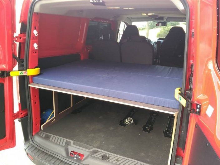 Vidéo: le camping-car Bumo, camion aménagé écolo-chic - Le Monde du